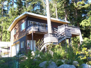 Malaspina Strait Cottage